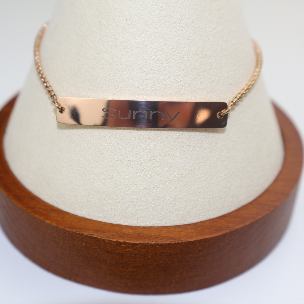 Personalisiertes Armband – in Gold, Roségold, Silber, schwarz und Rainbow